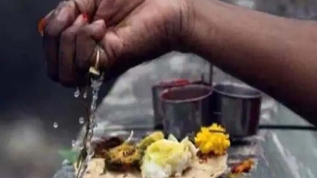 श्राद्ध भोज: क्या सही है या गलत? जानिए संतों, शास्त्रों और कानून की राय