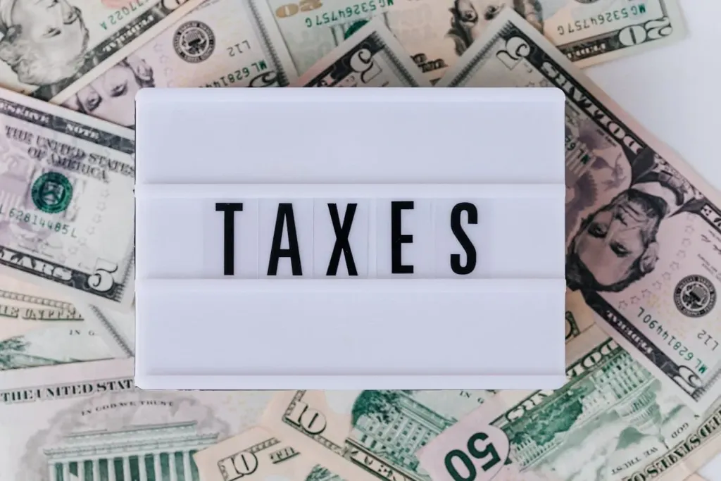 Comprehensive Guide to Income Tax Regimes in India: Old, New, and Proposed (2025-26)