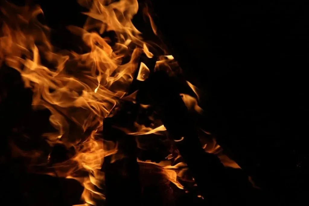Lohri Astrology: Unveiling the Cosmic Significance of the Harvest Festival