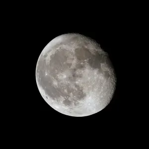 Lunar Eclipse Whispers: Decoding its Spiritual Messages