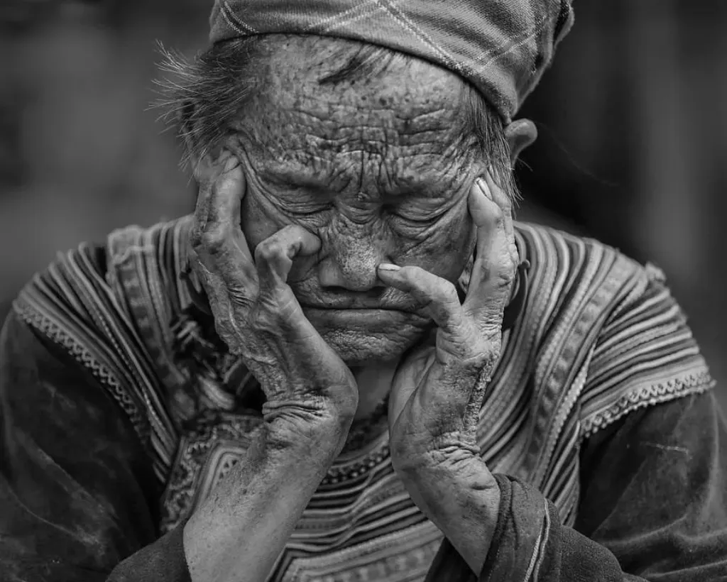 सपने में बिल्ली से डरने का मतलब: जानिए आपके subconscious मन की गहरी बातें!