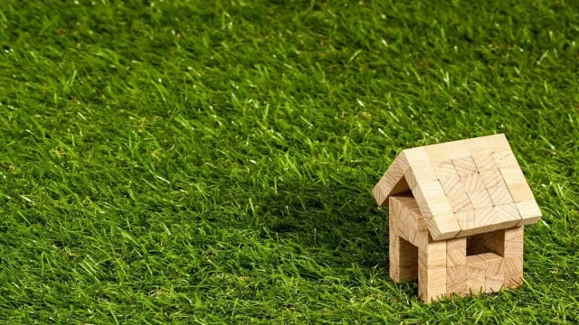 Secrets to Successfully Win Bids on Foreclosed Properties at Auction