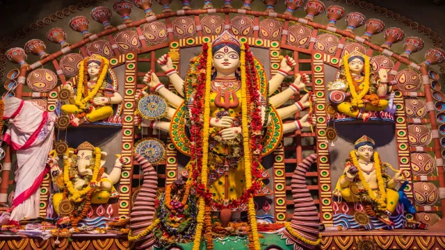 क्या शारदीय नवरात्रि 2024 में माता की सवारी अशुभ है? जानिए इसका असर आपके जीवन पर!