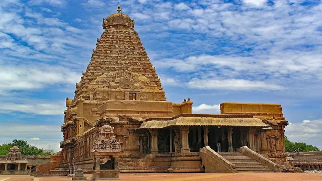 Unlock Your Destiny with Tamil Jathagam: Your Guide to Online Horoscopes and Astrological Wisdom